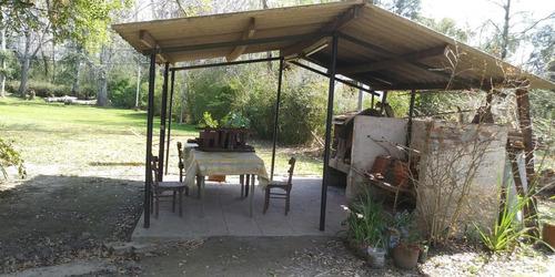 Casa En Venta - 3 Dormitorios 1 Baño - 2.322mts2 - Primera Sección, Escobar