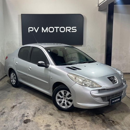 Peugeot 207 Passion Sed. Passion XR Sport 1.4 Flex 8V 4p