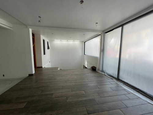 Imagen 2 de 30 de Casa Remodelada, Venta, Lomas Verdes 3a Sección. Naucalpan