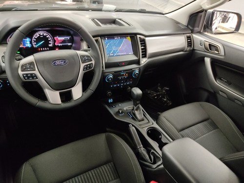 Imagen 10 de 15 de Ford Ranger 3.2 Cd Xlt Tdci 200cv Automática 4x4