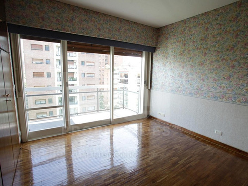 Imagen 14 de 30 de Impecable Piso De 5 Ambientes En Excelente Ubicacion Con Esp