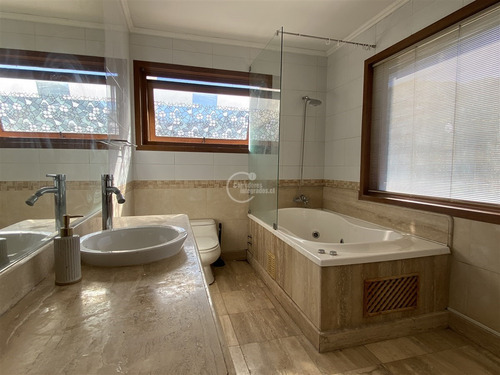 Casa En Venta La Dehesa Golf Manquehue