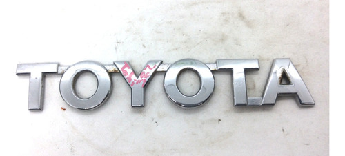 Emblema  Toyota  Tapa Batea Toyota Hilux 2022 2.8 4x4 Diésel