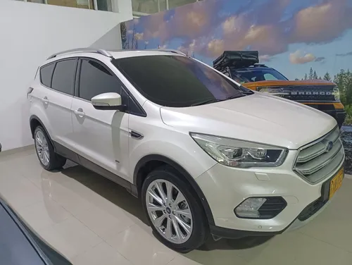 Ford Escape 2.0 Titanium