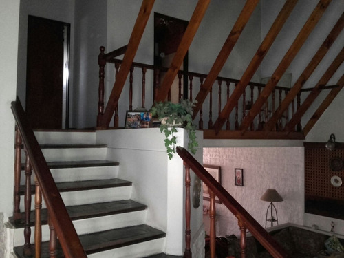 Imagen 6 de 8 de Vendo Hermoso Chalet En Una Excelente Zona De Quilmes!!
