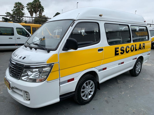 Jinbei Topic Escolar 2013 2.0 4p 16 Lugares