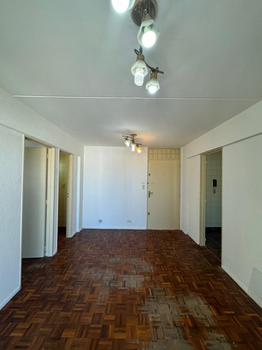 Dos Ambientes En Venta En El Barrio Copello, Villa Lugano
