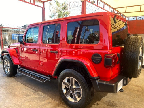 Imagen 2 de 8 de Jeep Wrangler Unlimited Sahara 2.0