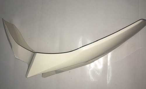 Imagen 2 de 10 de Guardabarro Delantero Blanco Con Detalles Zanella Zr 150 (m