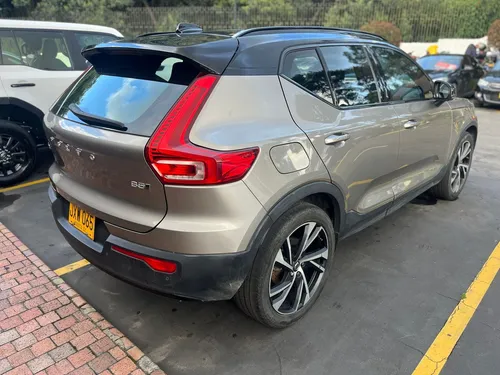 Volvo XC40 2.0 Hibrid