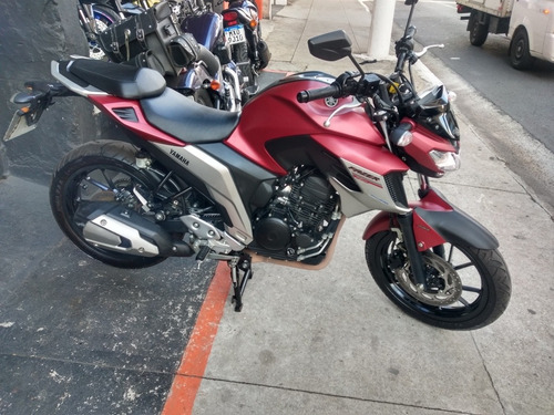 Imagem 1 de 5 de Yamaha Fazer 250