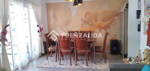 Casa En Venta De 3 Dorm 2 Baños, Amplio Terreno, En Coquimbo