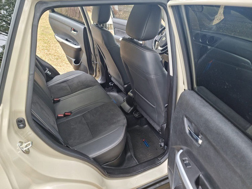 Imagen 8 de 17 de Suzuki Vitara Glx Sr Motor 1.6l 4x4 At 5 Puertas 2018