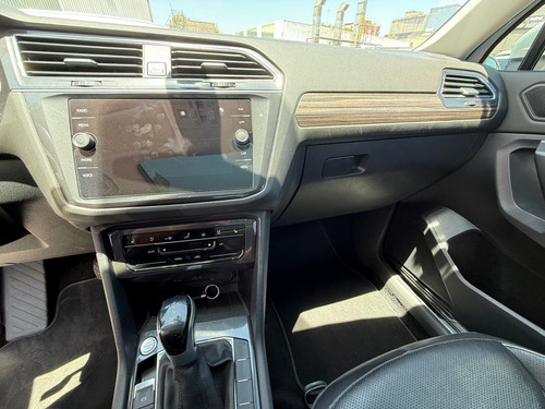 Volkswagen Tiguan 2.0 Tsi R-Line Dsg7