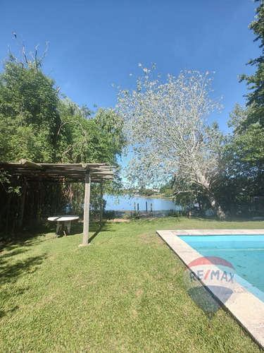 Venta Casa A La Laguna Barrio Santa Catalina Tigre
