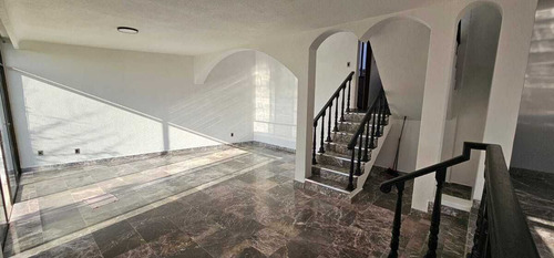 Venta Casa En Lomas De Valle Dorado, La Mejor Cerrada