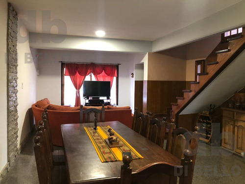 Imagen 2 de 8 de Casa - Zarate