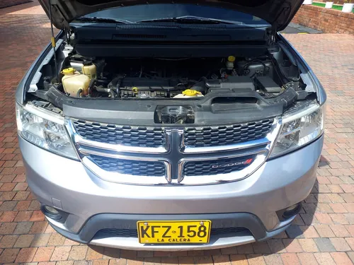 Dodge Journey 2.4 Sxt Fl Aut 7 PASAJEROS