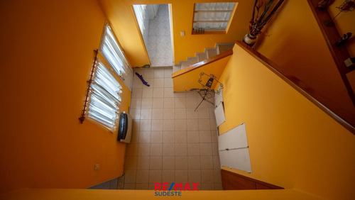 Venta Casa 2 Dormitorios Con Garage En Villa Mitre