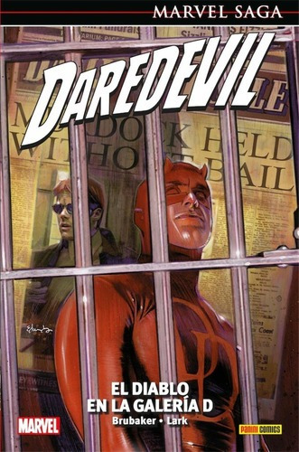 Comic Marvel Saga Daredevil 15: El Diablo En La Gale, De Ed Brubaker. Editorial Panini En Español