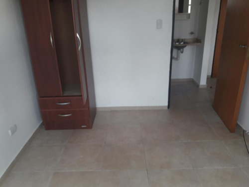 Imagen 5 de 10 de Crespo 1132 03 01