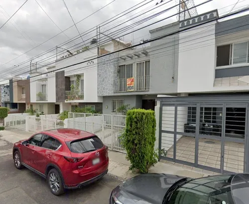 Sk01- Oportunidad Adjudicada Casa En Remate Bancario En Paseo Casa Grande, Zapopan, Jal. (solo Recursos Propios)