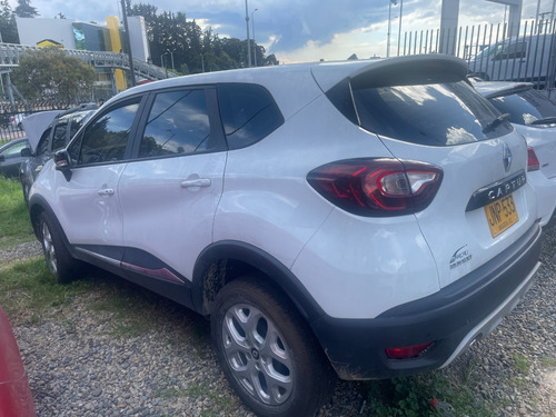 Imagen 3 de 6 de Renault Captur Mecanica