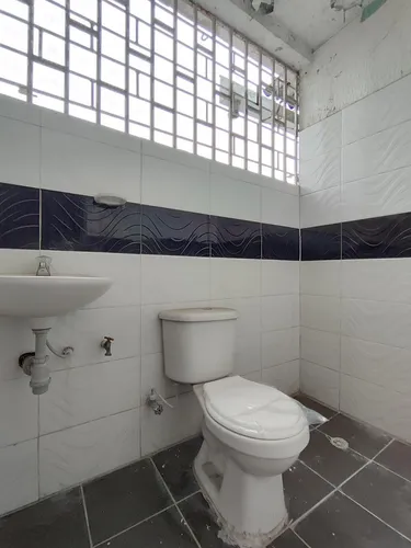 Local En Arriendo En Centro. Cod A28886