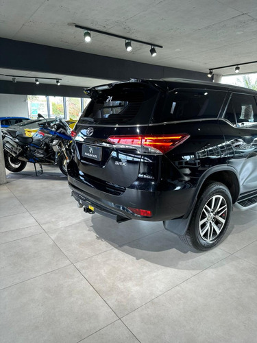 Toyota SW4 2.8 Srx 177cv 4x4 7as At