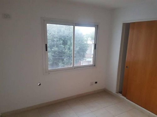 Imagen 9 de 13 de Departamento 2 Ambientes Con Balcon
