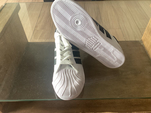 Zapatillas Niño Colegial T 39 Arg. Impecables!! (Usado)