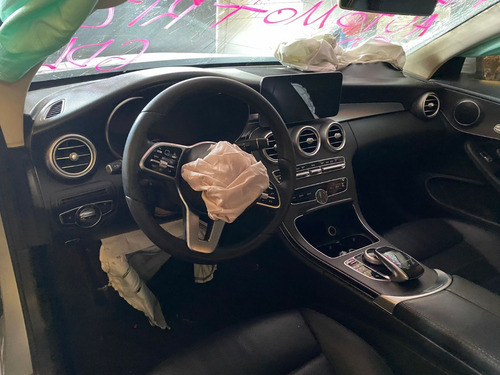 Mercedes Benz C200 2020 A/t. Por Partes. Desarme De Asegurad