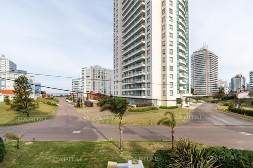 Imagen 24 de 28 de Excelente Apartamento En Aidy Grill + Tres Dormitorios + Garage - Punta Del Este Brava