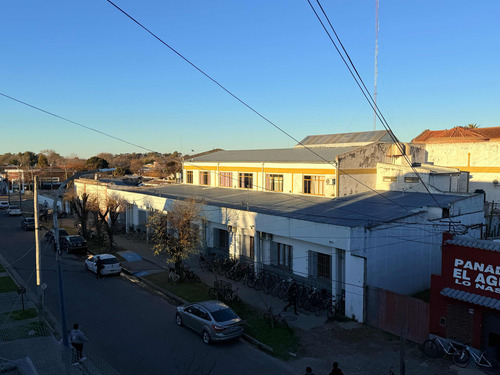 En Venta Departamento Céntrico Tapalque