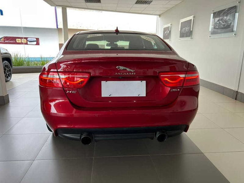 Imagem 7 de 15 de Jaguar Xe P250 R-sport 2016