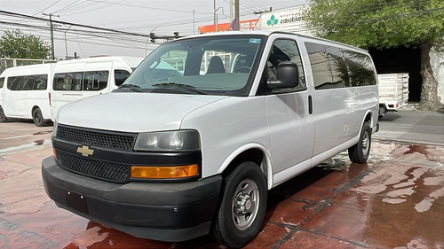Chevrolet Express 6.0 Ls C 15 Pas At