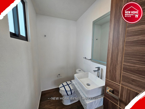 Casas En Venta En Metepec Cerca Del Parque Bicentenario Con 4 O 5 Recamaras