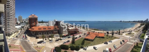 Venta Apartamento 3 Dormitorios, Playa Mansa, Punta Del Este- Ref: 33