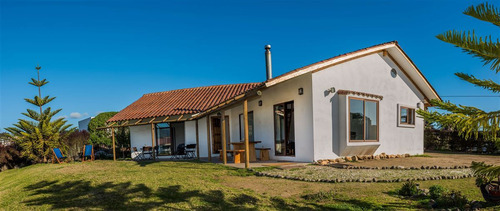 Preciosa Casa Estilo Chilena- Maitencillo