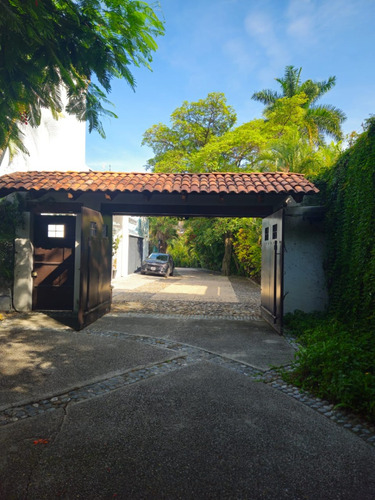 Residencia Estilo Barragan