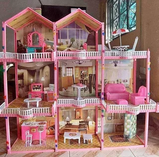 Casa Barbie 3 Pisos Amoblada