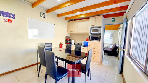 Nethaus Vende Bodega Impecable En Quinta Normal