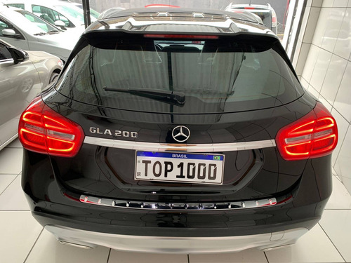 Imagem 4 de 15 de Mercedes-benz Gla 200 1.6 Cgi Vision 16v Turbo Gasolina 4p