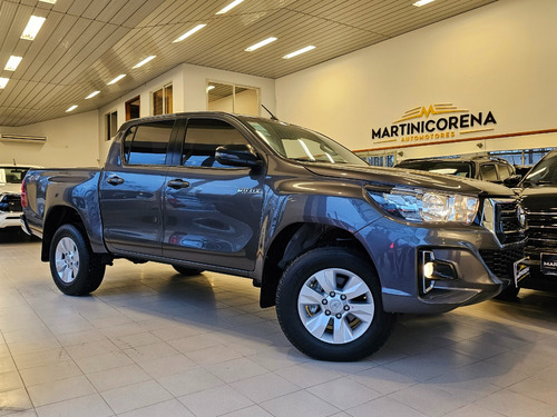 Toyota Hilux 2.8 Cd Sr 177cv 4x4