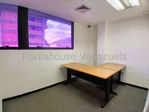 Oficina En Alquiler Los Cortijos De Lourdes Mls 25-15550 Yf
