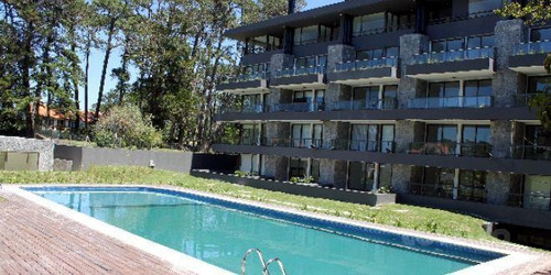 Imagen 21 de 30 de Venta Apartamento Unique ! 1 Dormitorio Con 2 Baños, Piso Alto Al Frente ! Se Vende Equipado !!!