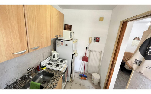 Departamento De 1 Dormitorio En Alquiler Temporario. Centro Rosario. Sarmiento Al 1100.