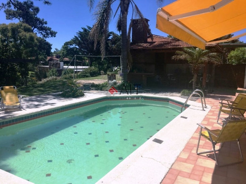 Imagen 6 de 24 de Linda Casa 3 Dormitorios Con Piscina Bien Cerca De La Playa. Consulte!