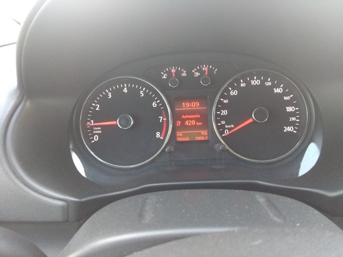 Volkswagen Gol Trend Highline 2015