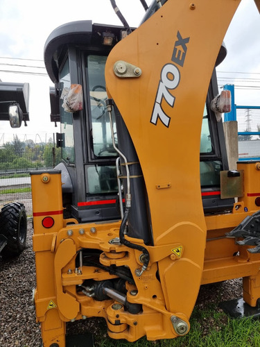 Imagen 7 de 15 de Retroexcavadora Case 770 Ex Magnum 4x4 Nueva